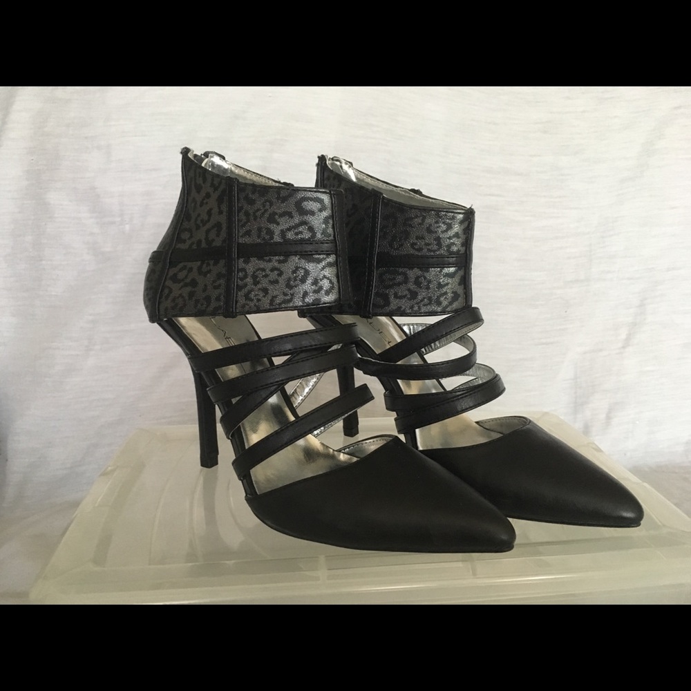 C Label Shoes Size 8.5 Brand New